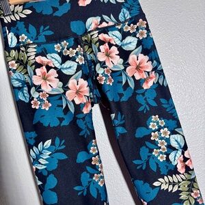 XS Women's Calvin Klein Performance Women’s High-Rise 7/8 Leggings – Floral